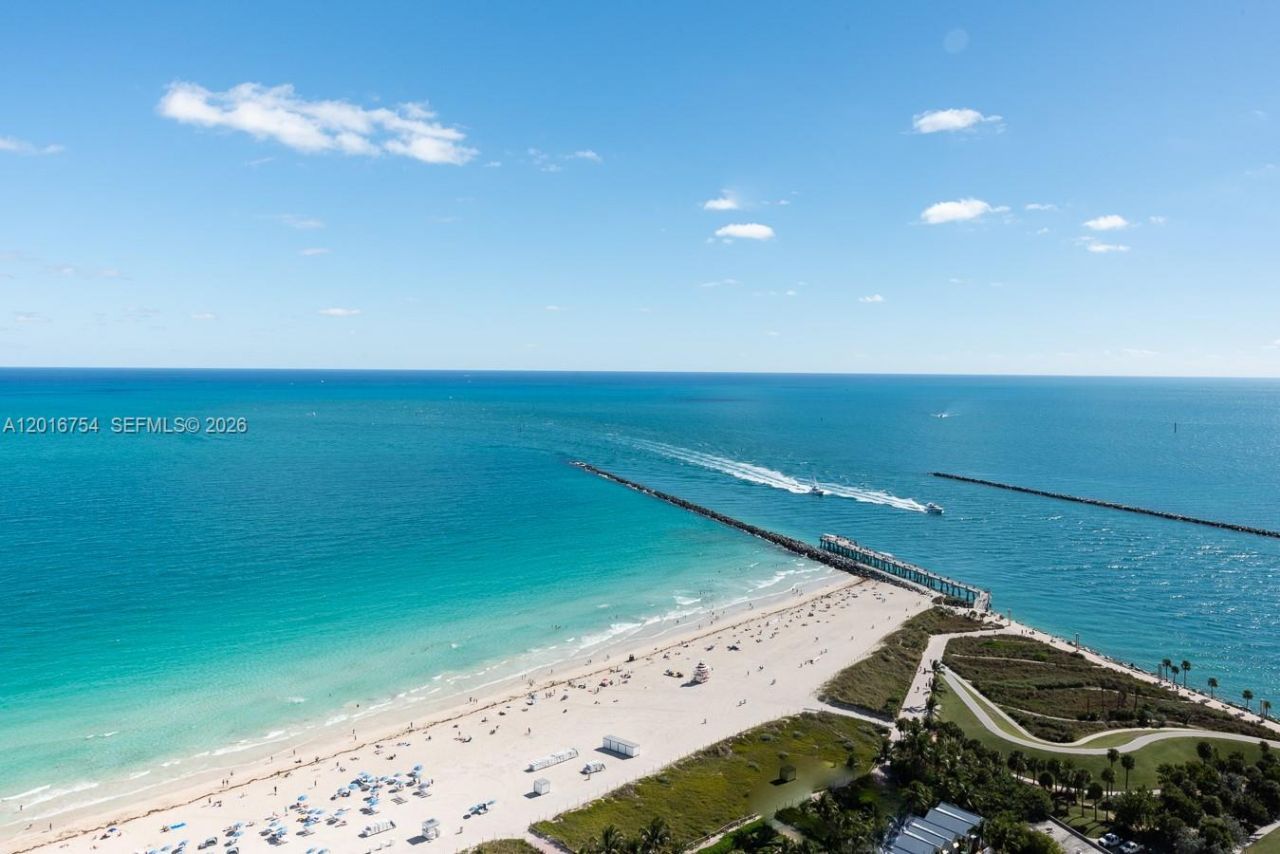 50 S Pointe Dr , Unit 3302, Miami Beach, FL 33139 Photo