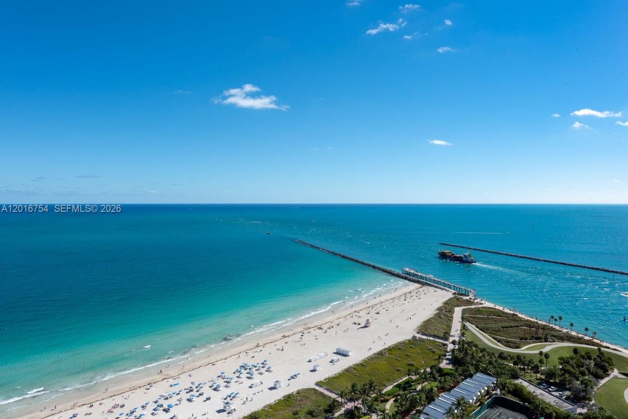 50 S Pointe Dr , Unit 3302, Miami Beach, FL 33139 Photo