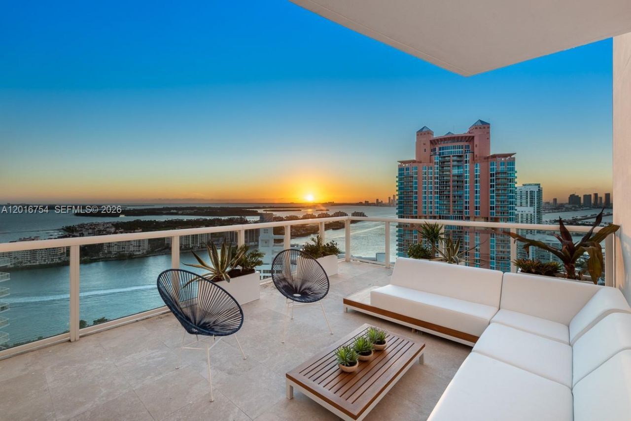50 S Pointe Dr , Unit 3302, Miami Beach, FL 33139 Photo