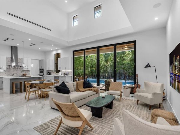 1010 Genoa St , Coral Gables, FL 33134
