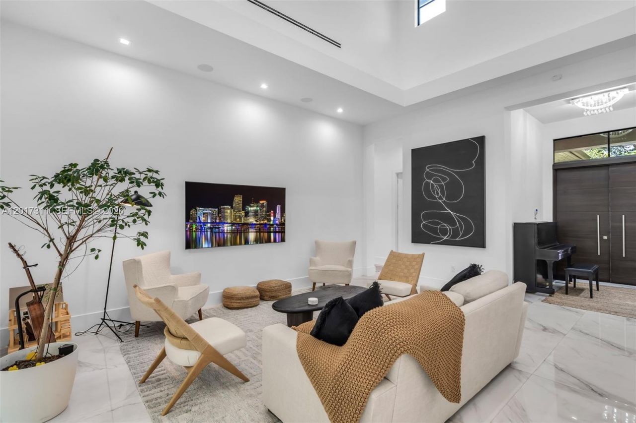 1010 Genoa St, Coral Gables, FL 33134 Photo