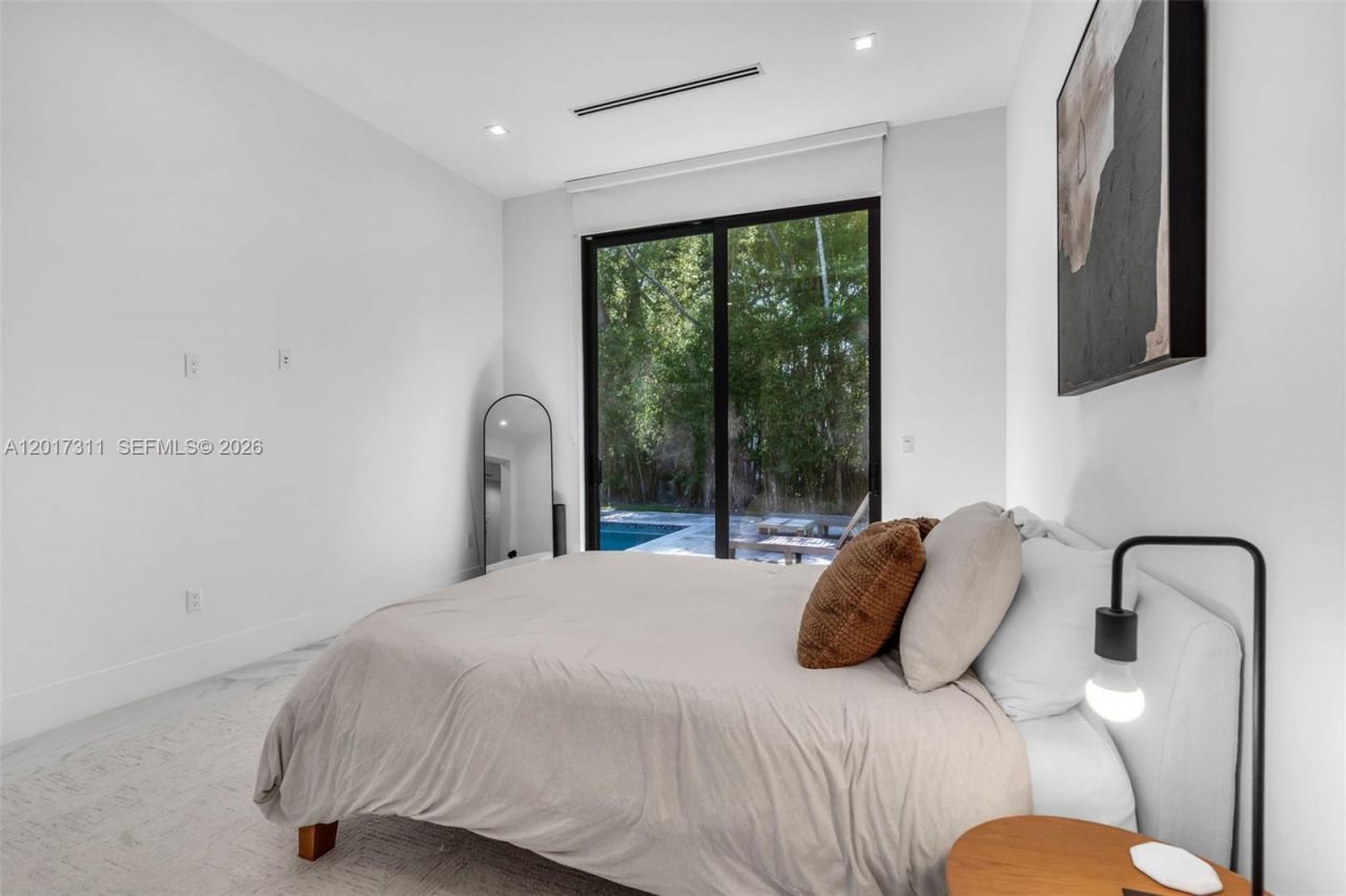 1010 Genoa St, Coral Gables, FL 33134 Photo