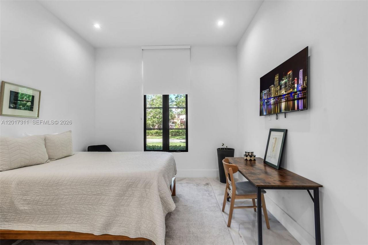 1010 Genoa St, Coral Gables, FL 33134 Photo