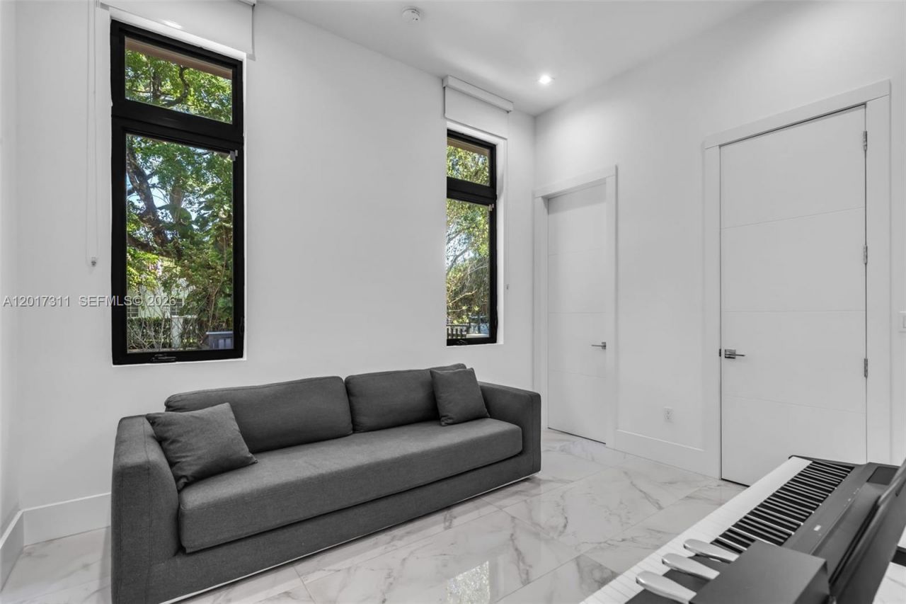 1010 Genoa St, Coral Gables, FL 33134 Photo