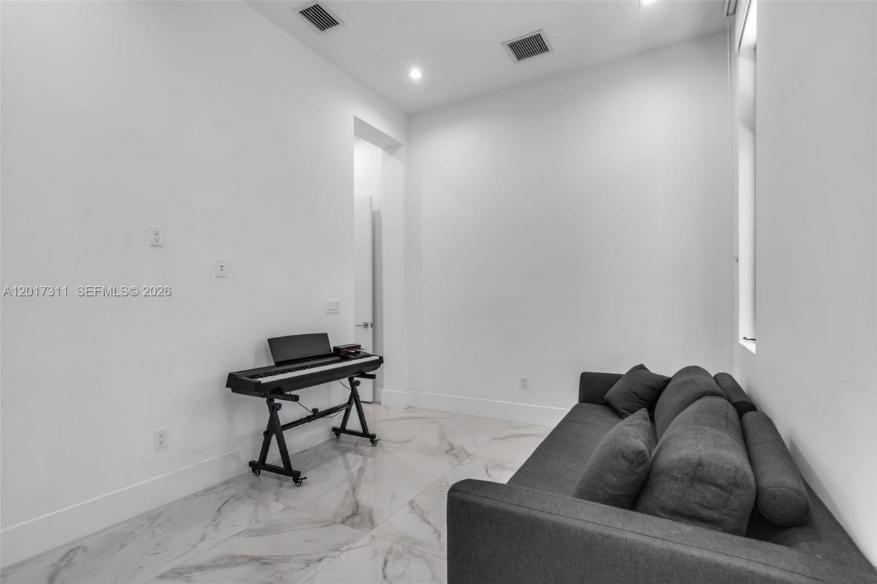 1010 Genoa St, Coral Gables, FL 33134 Photo