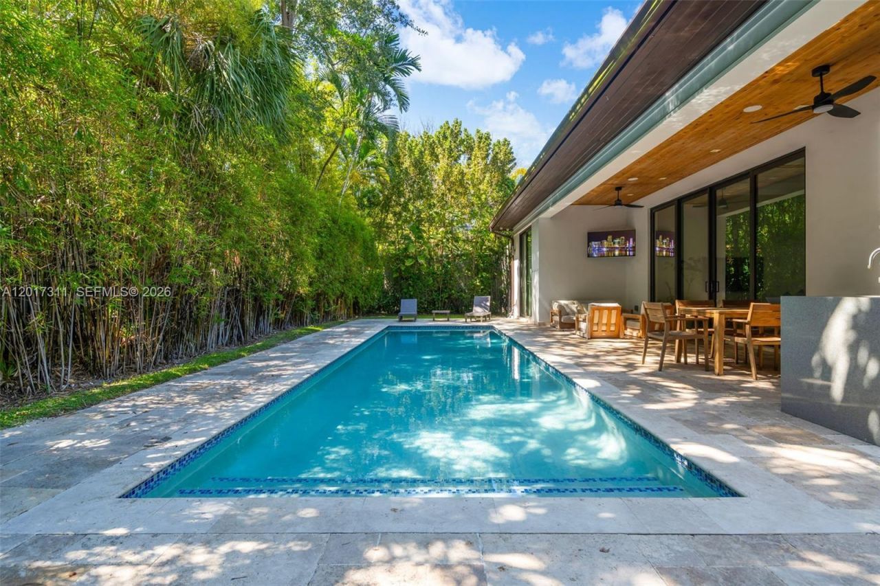 1010 Genoa St, Coral Gables, FL 33134 Photo