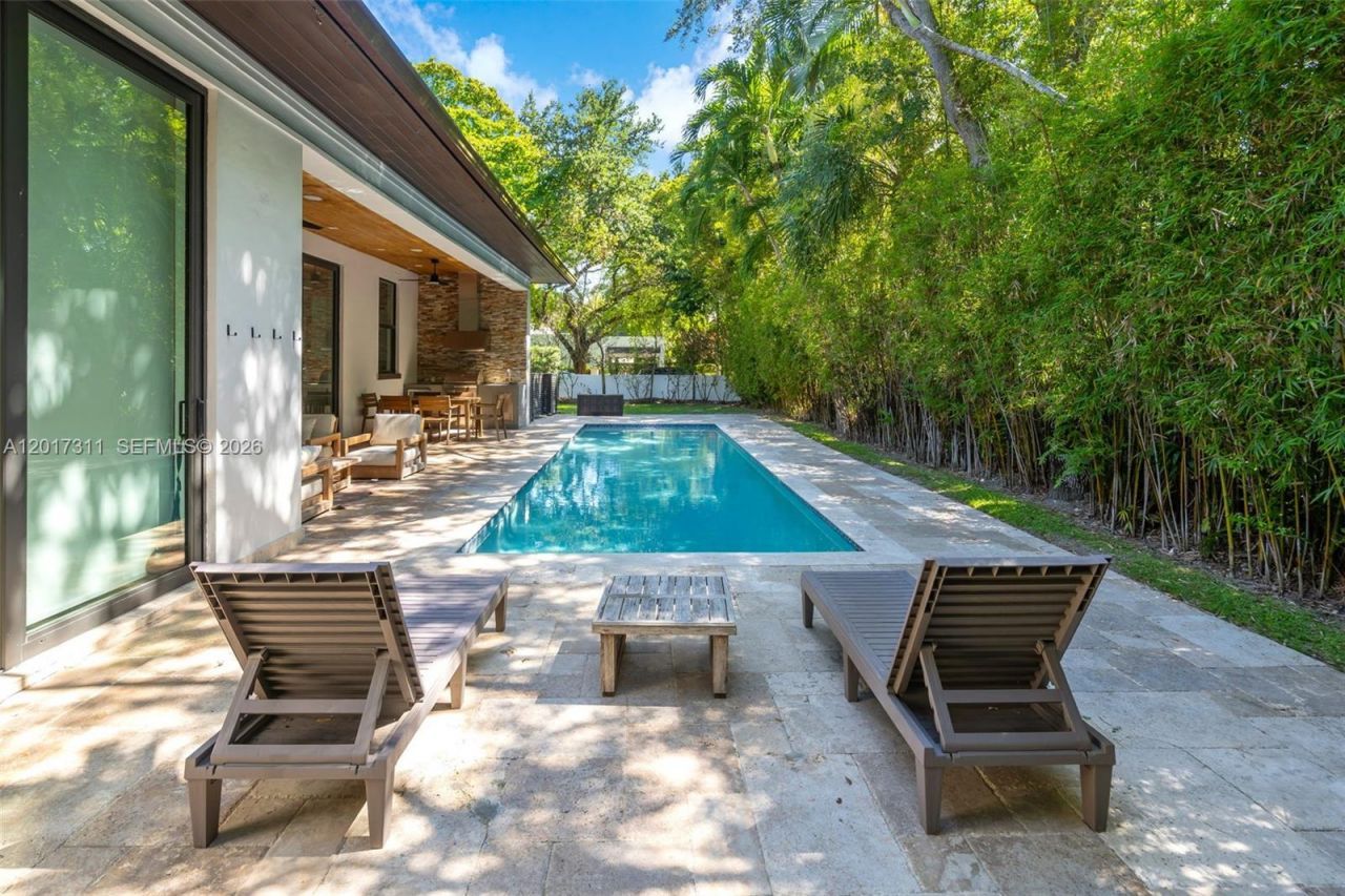 1010 Genoa St, Coral Gables, FL 33134 Photo