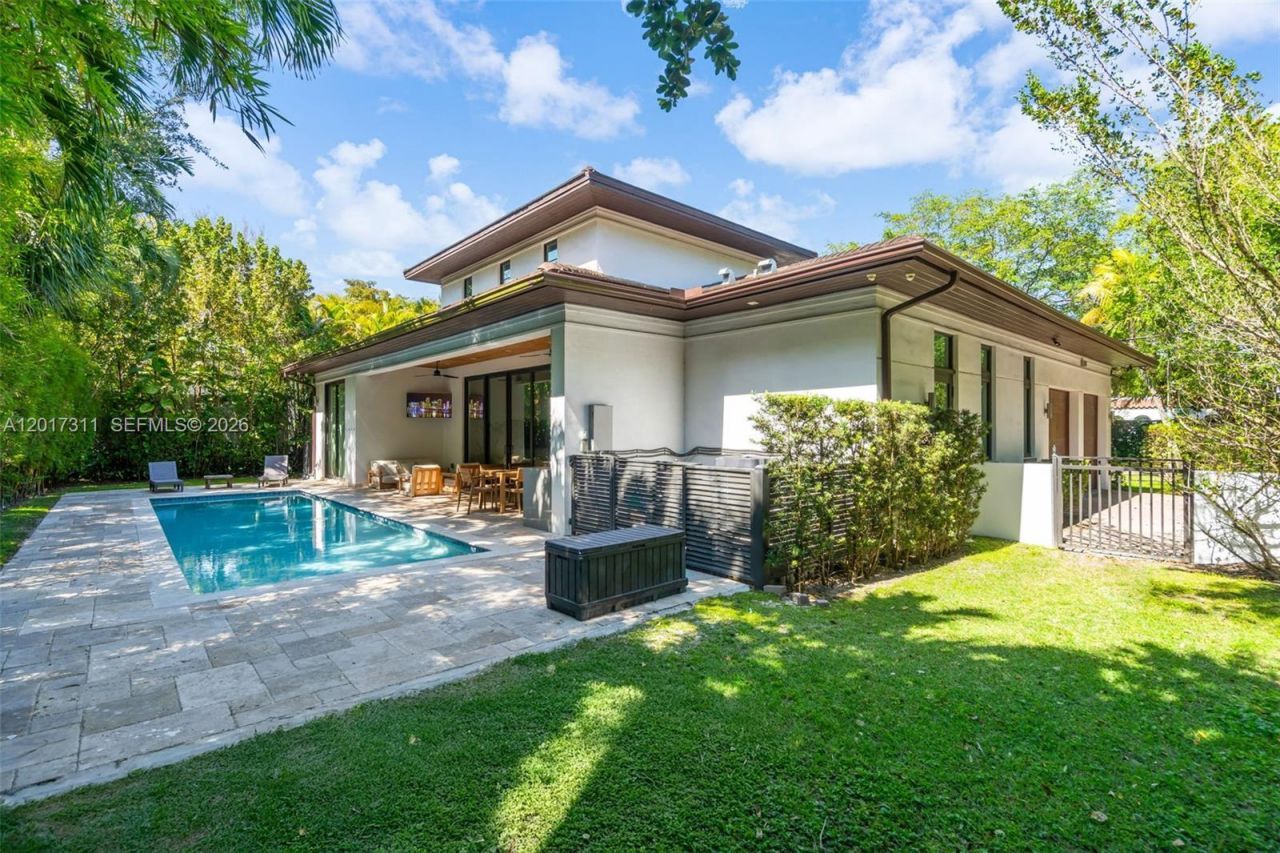 1010 Genoa St, Coral Gables, FL 33134 Photo