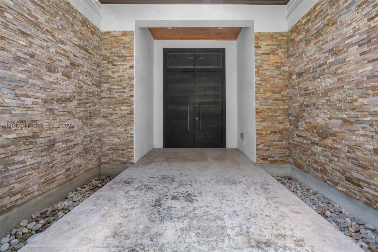 1010 Genoa St, Coral Gables, FL 33134 Photo