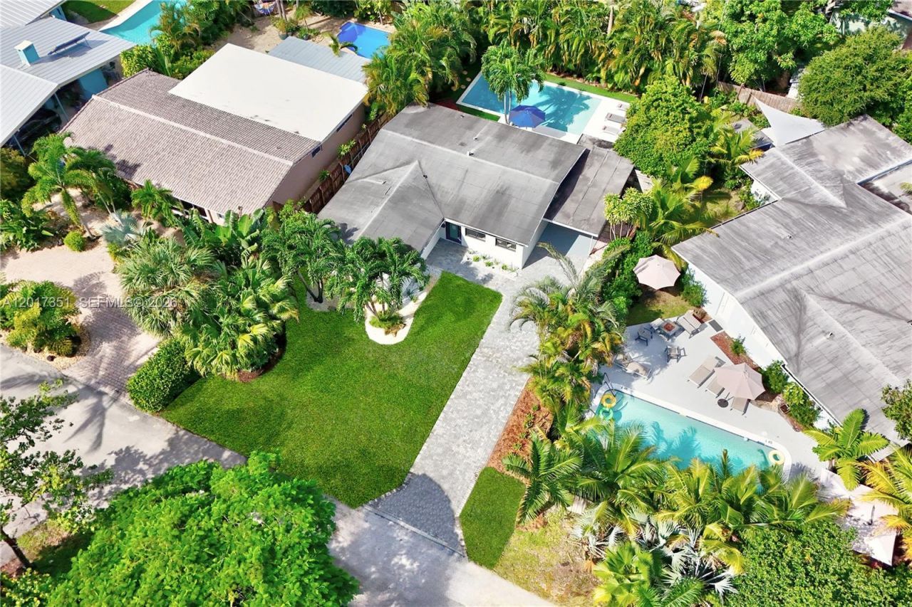 1737 NE 7th Ter , Fort Lauderdale, FL 33305 Photo