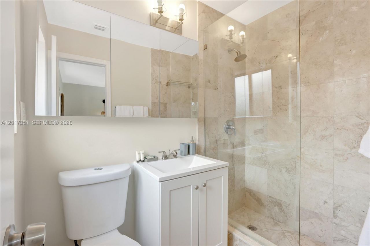 1737 NE 7th Ter , Fort Lauderdale, FL 33305 Photo