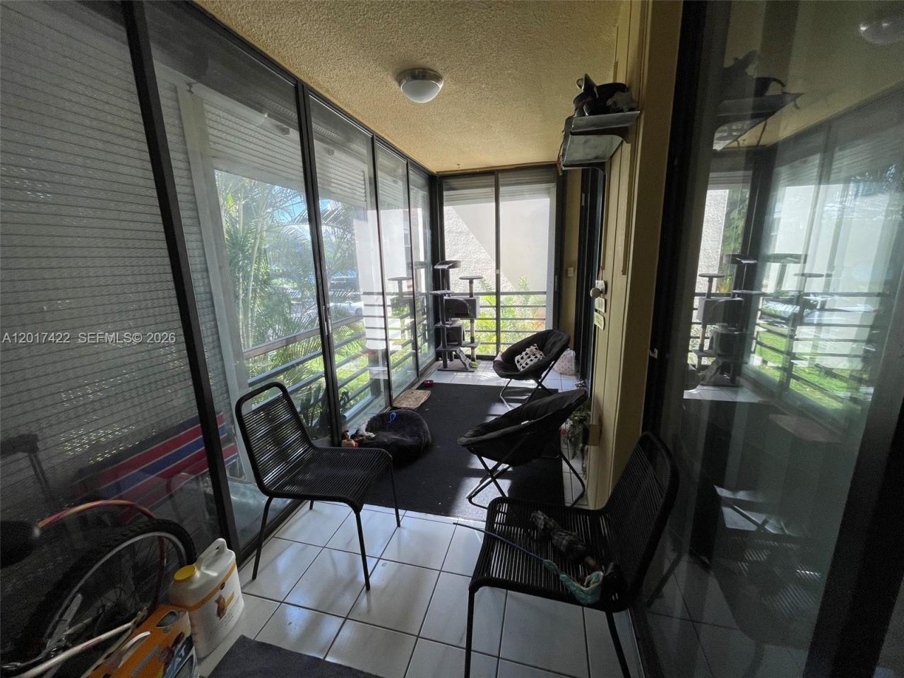671 NE 195th St, Unit 207-E, Miami, FL 33179 Photo
