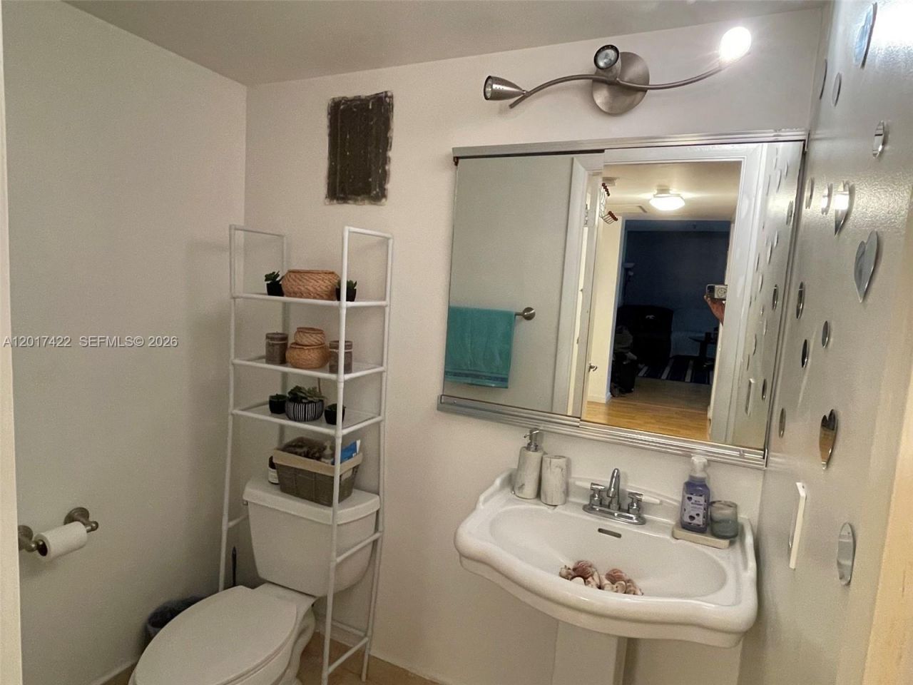 671 NE 195th St, Unit 207-E, Miami, FL 33179 Photo