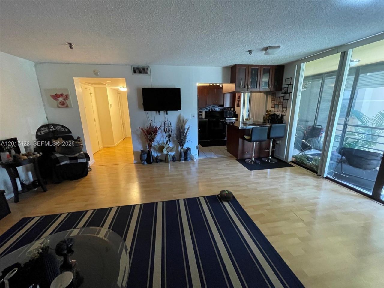671 NE 195th St, Unit 207-E, Miami, FL 33179 Photo