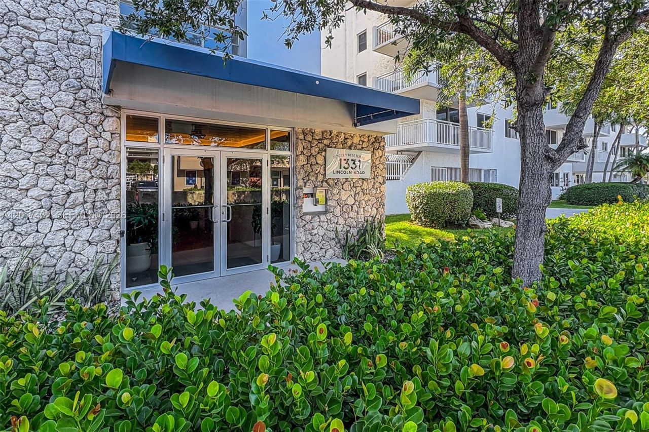 1331 Lincoln Rd, Unit 704, Miami Beach, FL 33139 Photo
