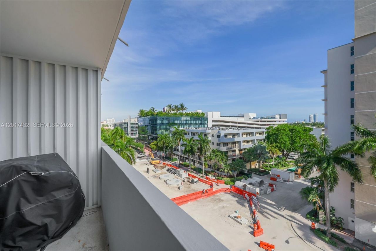 1331 Lincoln Rd , Unit 704, Miami Beach, FL 33139 Photo