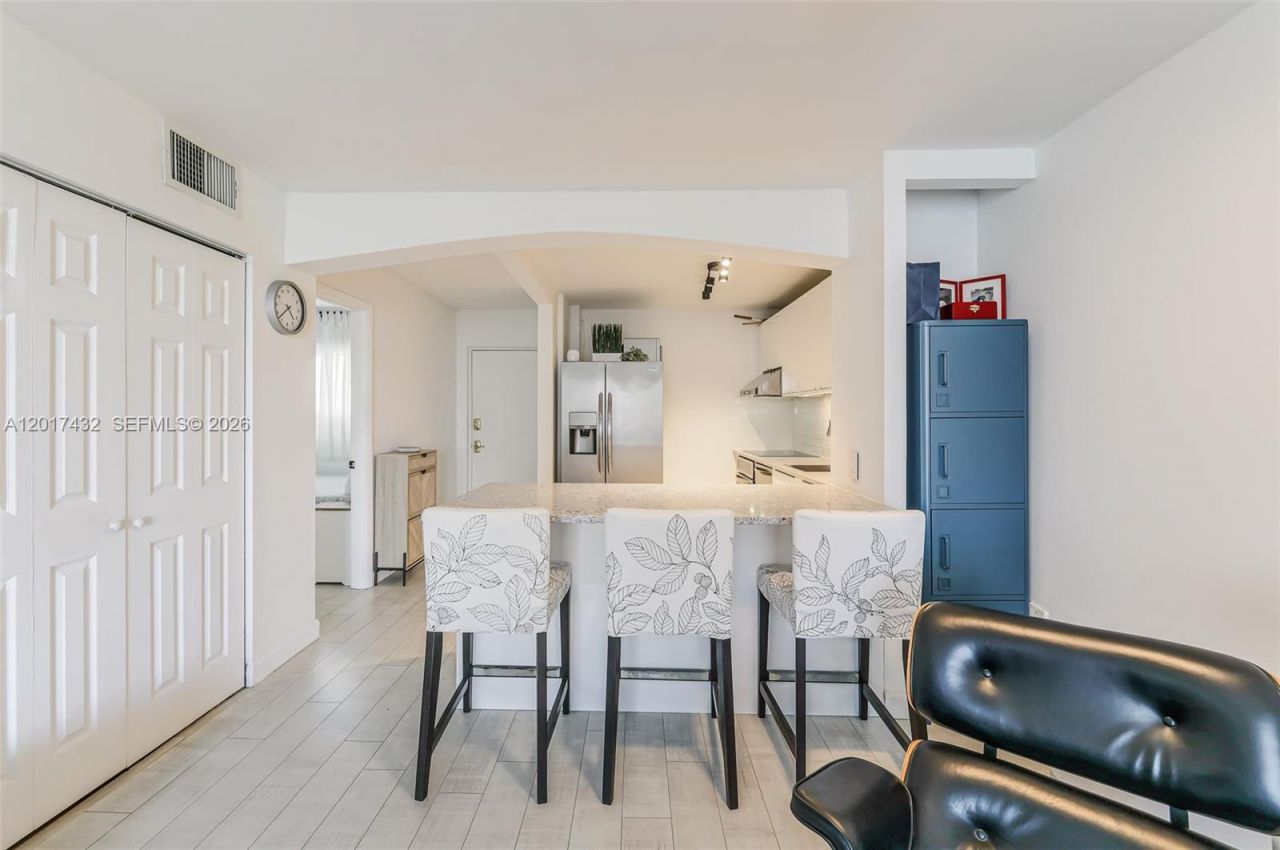 1331 Lincoln Rd, Unit 704, Miami Beach, FL 33139 Photo