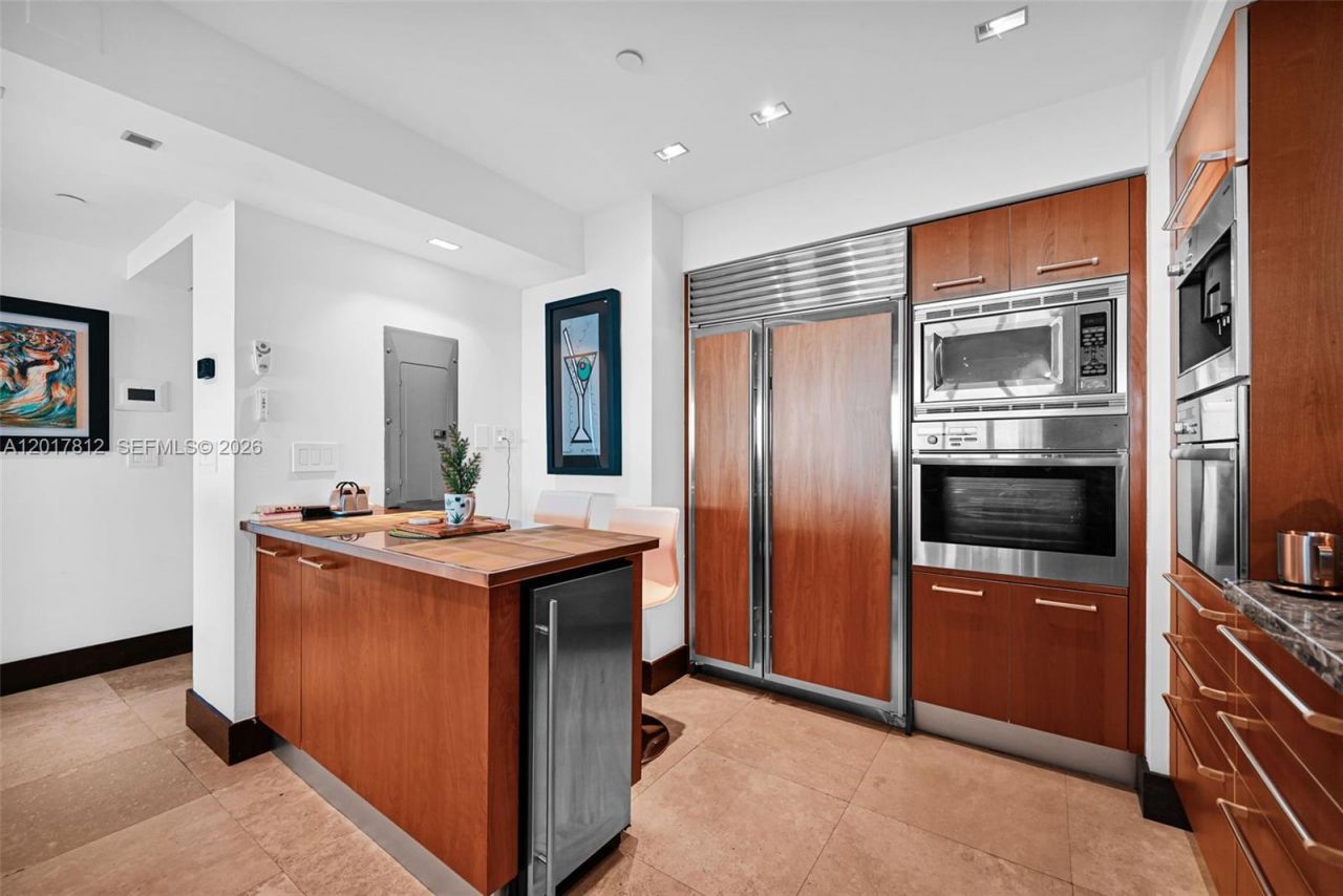 1331 Brickell Bay Dr , Unit 3607, Miami, FL 33131 Photo
