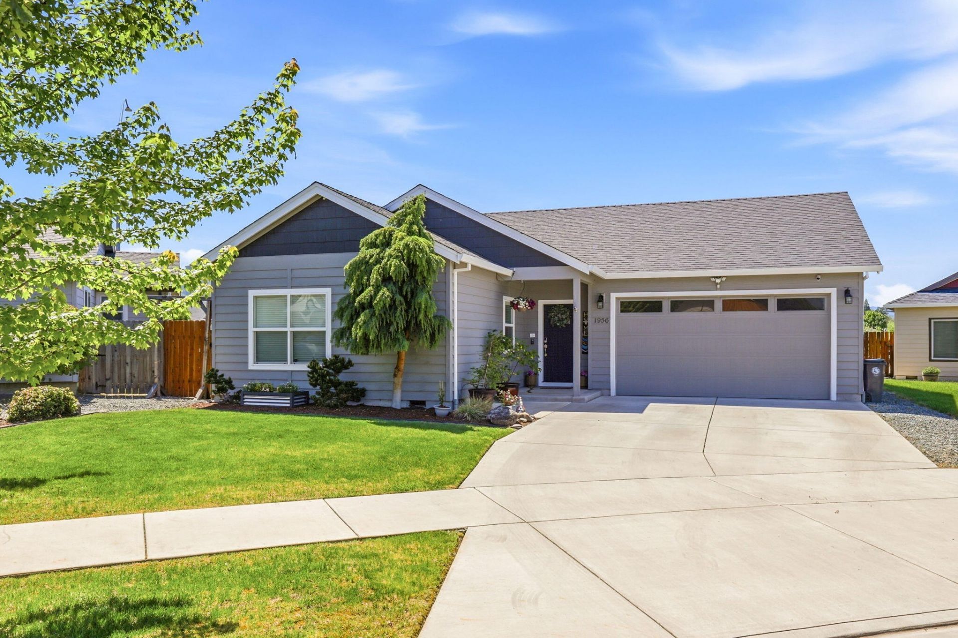 1956 Layla Drive, Medford, OR 97501 Main Photo