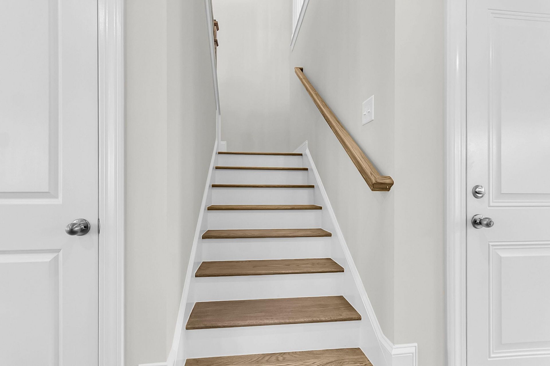 726 Maynard Lane Photo 31