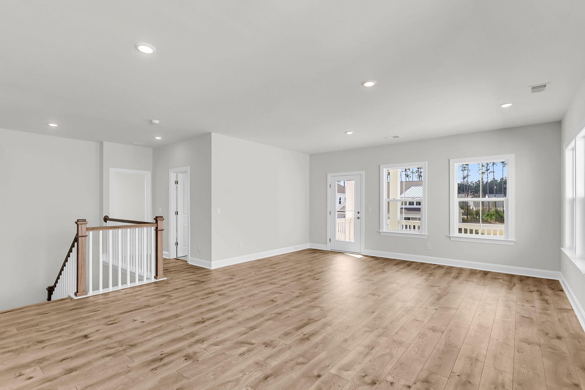 726 Maynard Lane Photo 33