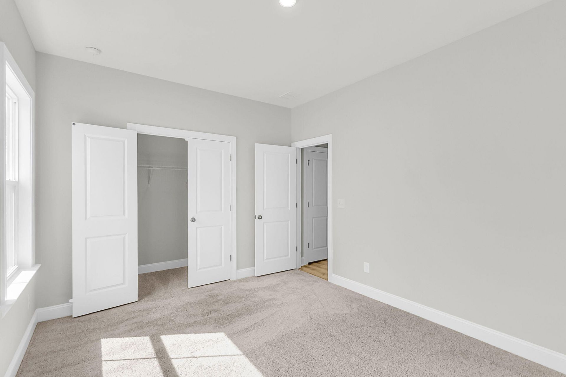 726 Maynard Lane Photo 46