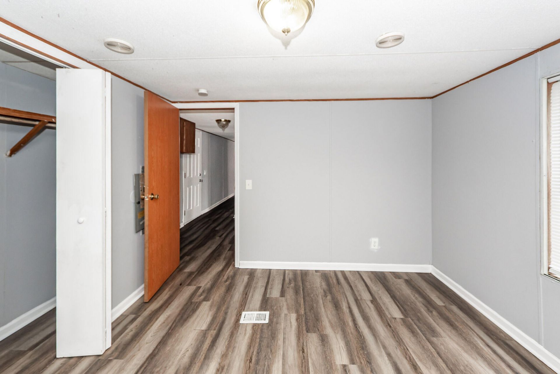 5475 Califf Road Photo 15