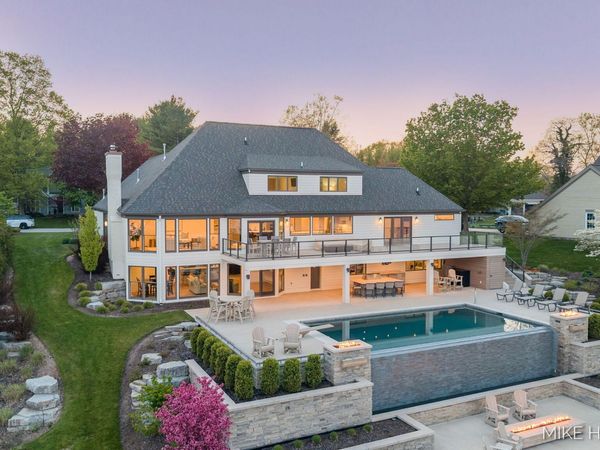 15945 Orchard Point Drive, Spring Lake, MI 49456
