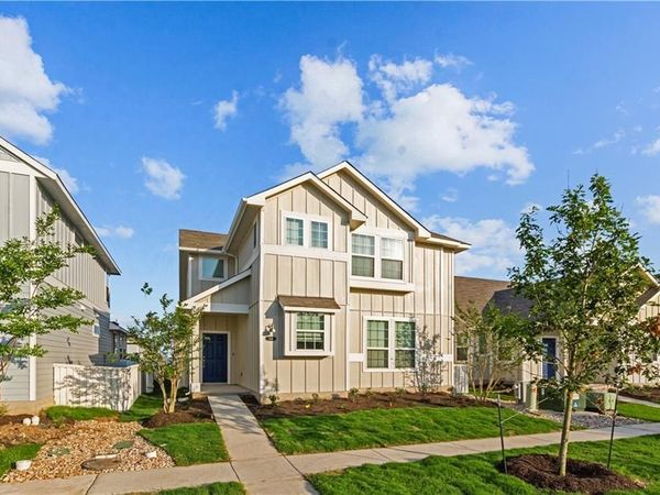 124 Fabion ST, Kyle, TX 78640