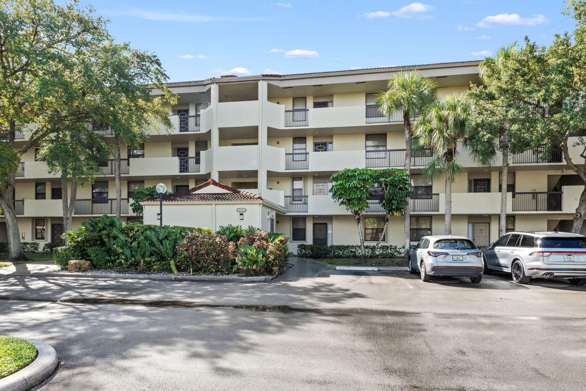 2908 Carambola Circle, Unit 101-b, Coconut Creek, FL 33066 Photo