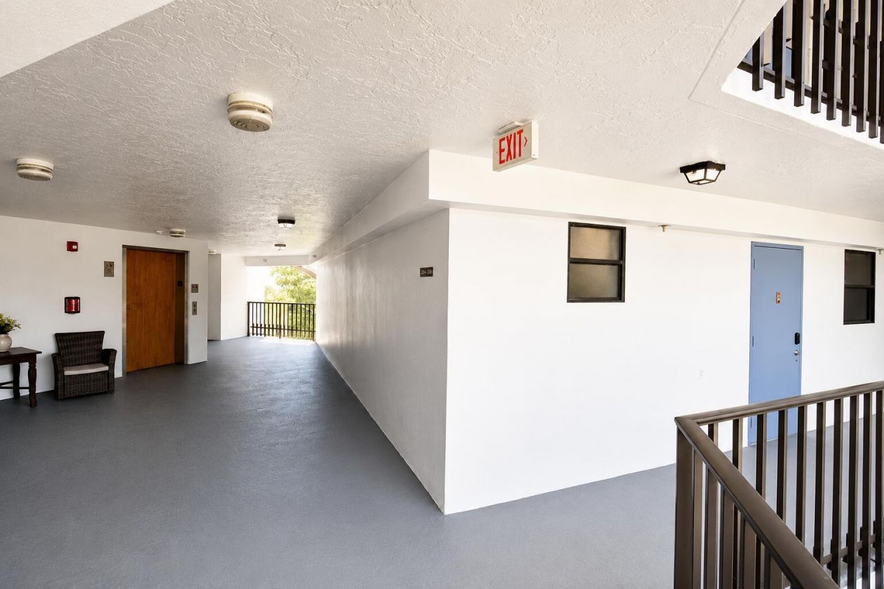4640 W Lucerne Lakes Blvd W W, Unit 205, Lake Worth, FL 33467 Photo