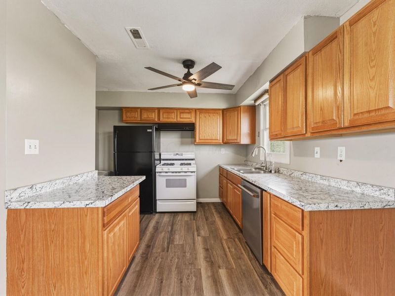 19379 Hall Road, Mount Sterling, OH 43143 Photo 6