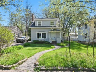 1830 Dunedin Avenue, Duluth, MN 55803