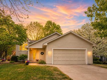 9656 Parkside Trail, Champlin, MN 55316