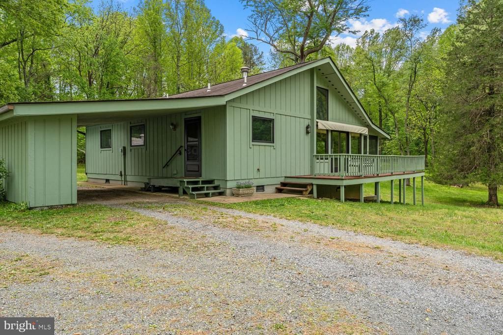 68 Grand View Road , Washington, VA 22747 Main Photo