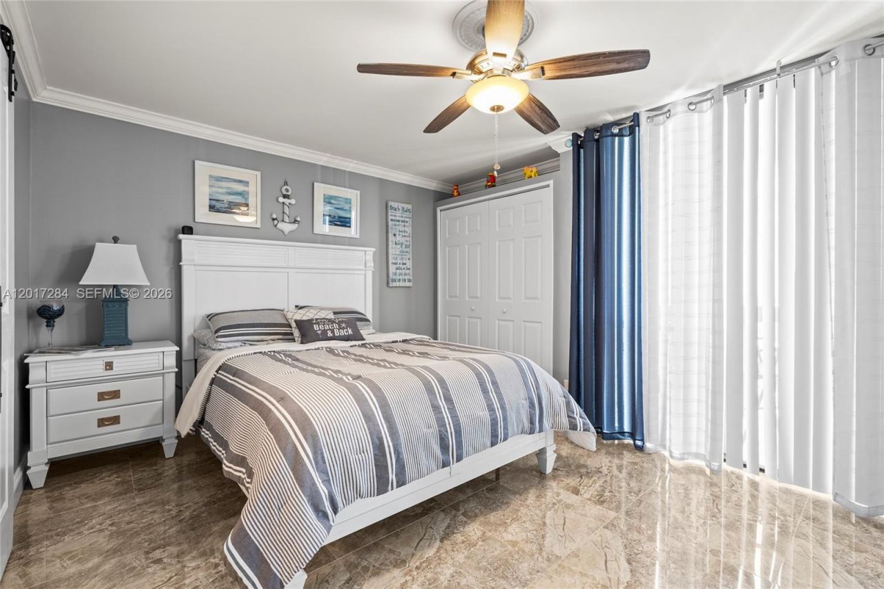 2425 Presidential Way , Unit PH1, West Palm Beach, FL 33401 Photo