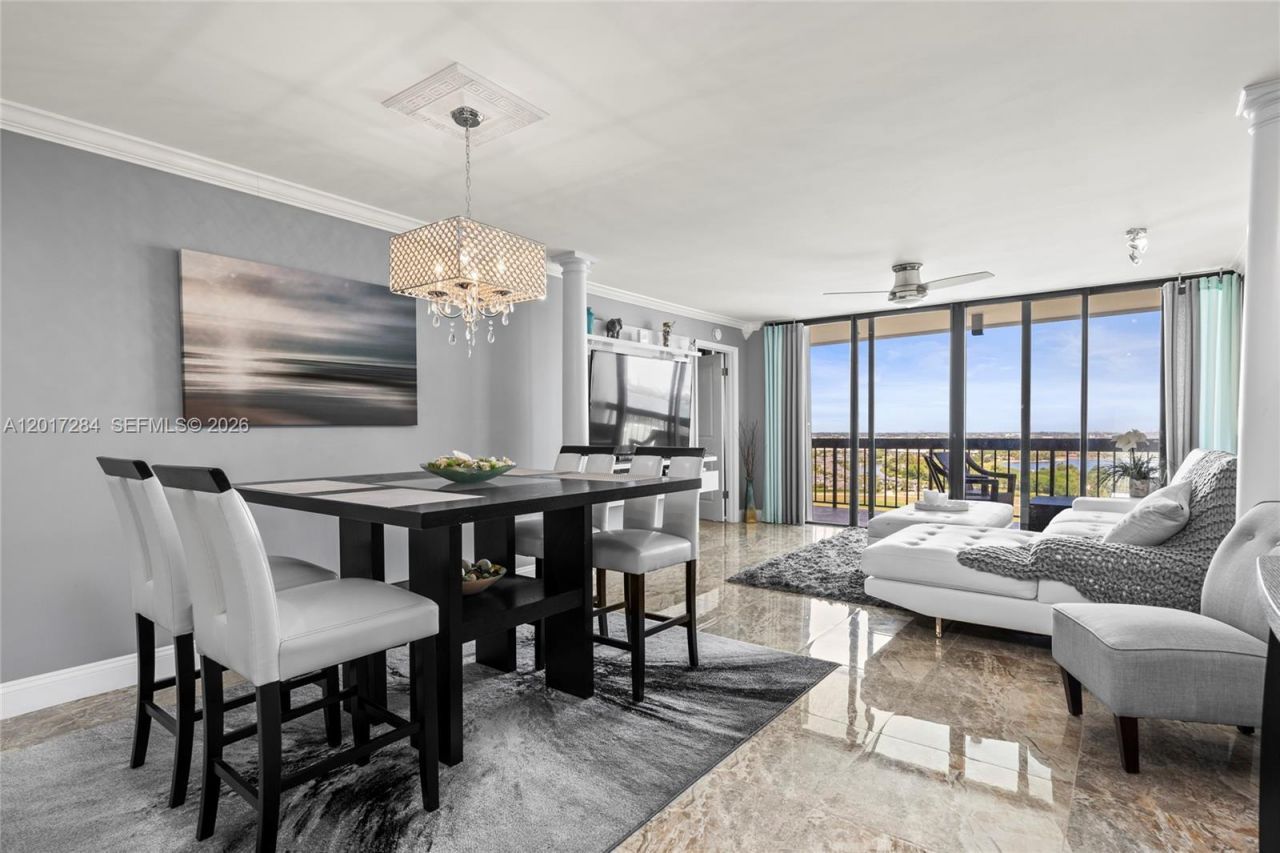 2425 Presidential Way , Unit PH1, West Palm Beach, FL 33401 Photo
