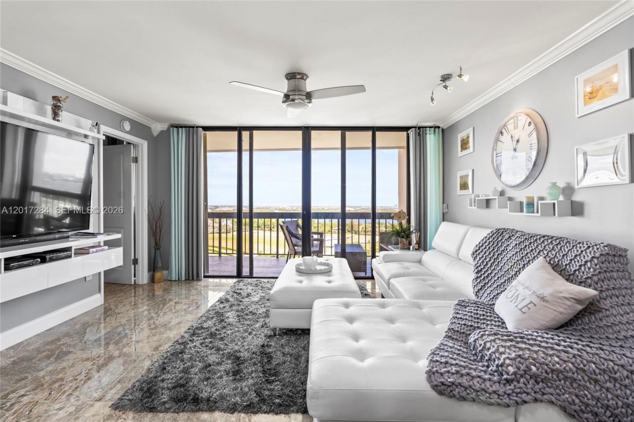 2425 Presidential Way , Unit PH1, West Palm Beach, FL 33401 Photo