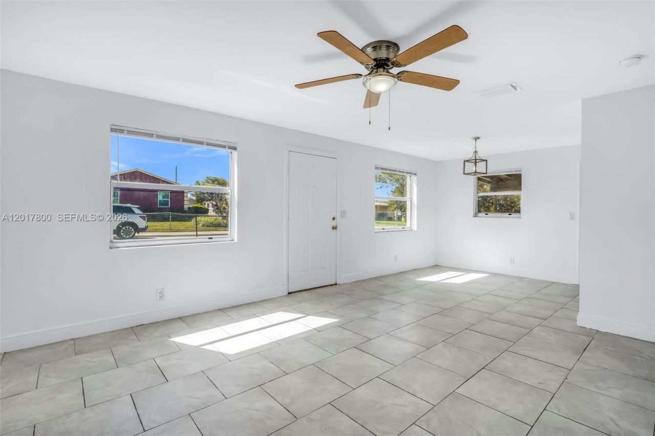 1296 W 36th St , Riviera Beach, FL 33404 Photo