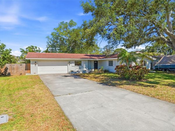 1349 VIEWTOP DRIVE , CLEARWATER, FL 33764