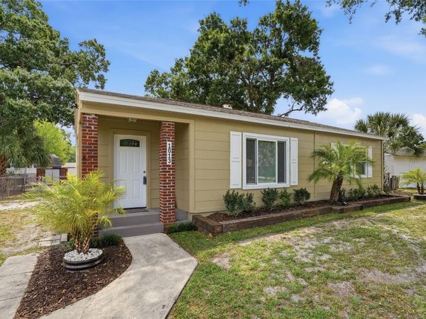 1013 N BASK DRIVE , TAMPA, FL 33603