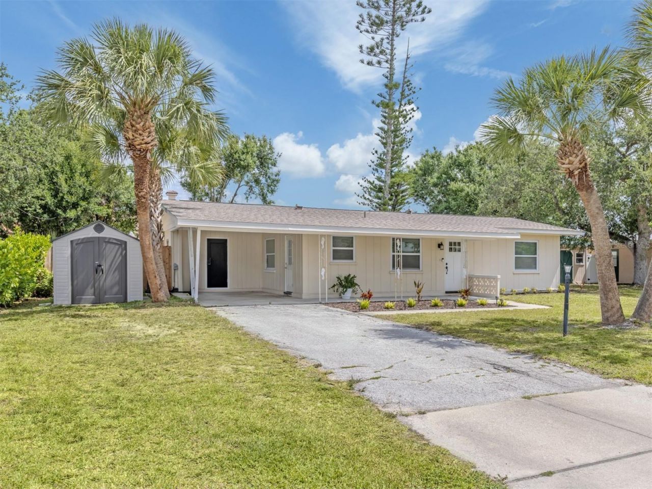 929 Cypress Avenue , Venice, FL 34285 Photo