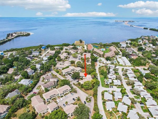 505 WINDRUSH BAY DRIVE , TARPON SPRINGS, FL 34689