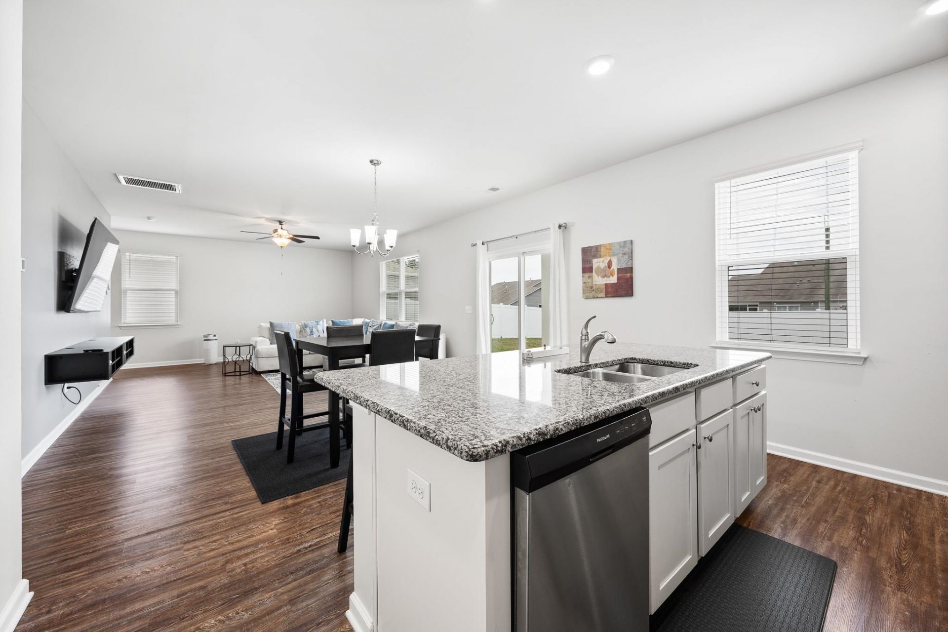 932 Laurens Mill Dr. Photo 11