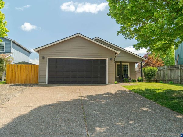 819 Monmouth Av S, Monmouth, OR 97361