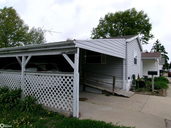 829 Quiet Harbor, Creston, IA 50801