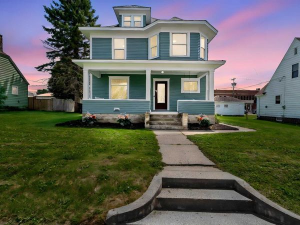 615 1st Street, Kenyon, MN 55946