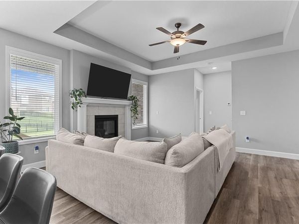 3225 N 109th Place, Kansas City, KS 66109