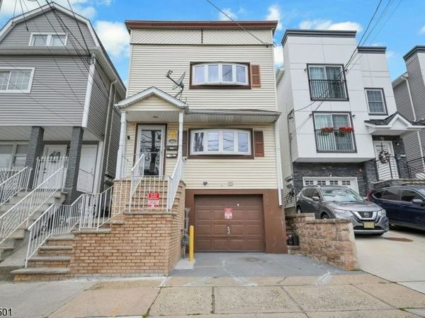 225 Palmer St, Elizabeth, NJ 07202