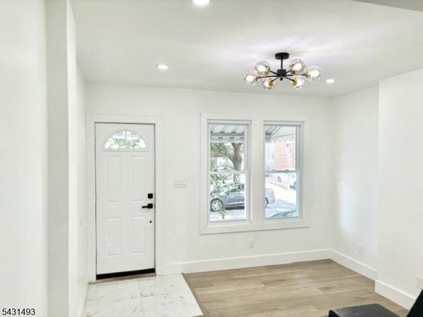 181 Washington St, Trenton, NJ 08611